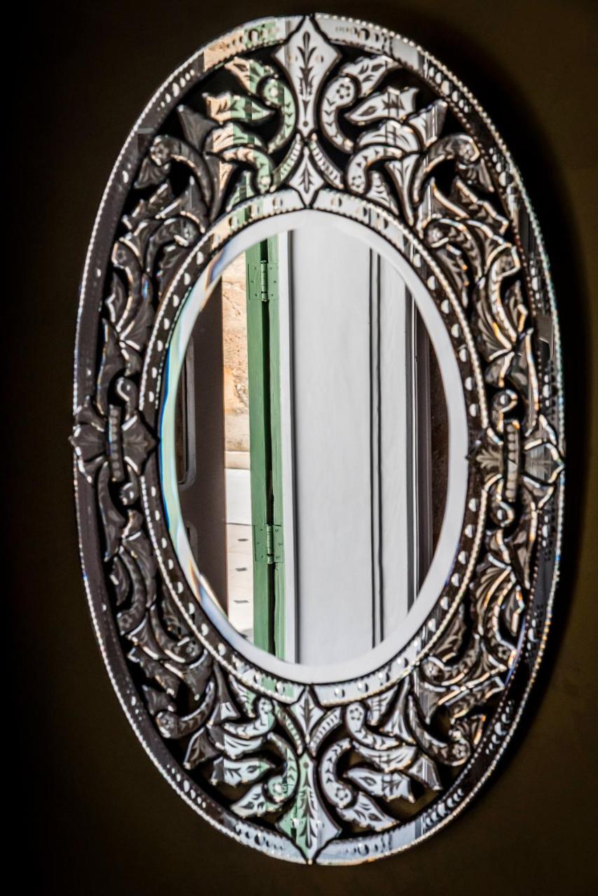 Dar Camelia Bed & Breakfast Tyre Exterior photo
